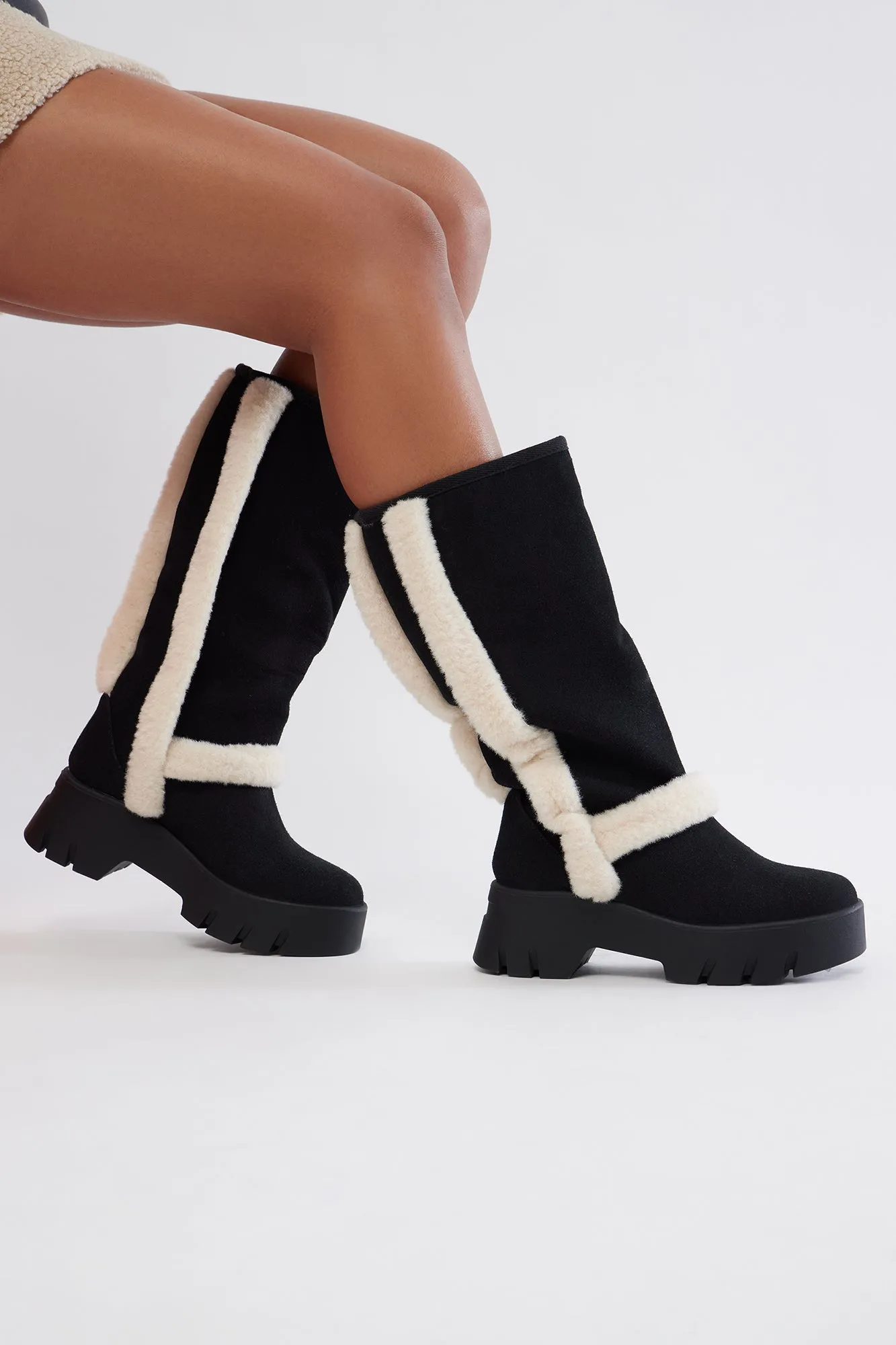 Aspen Sherpa Knee High Boots - Black