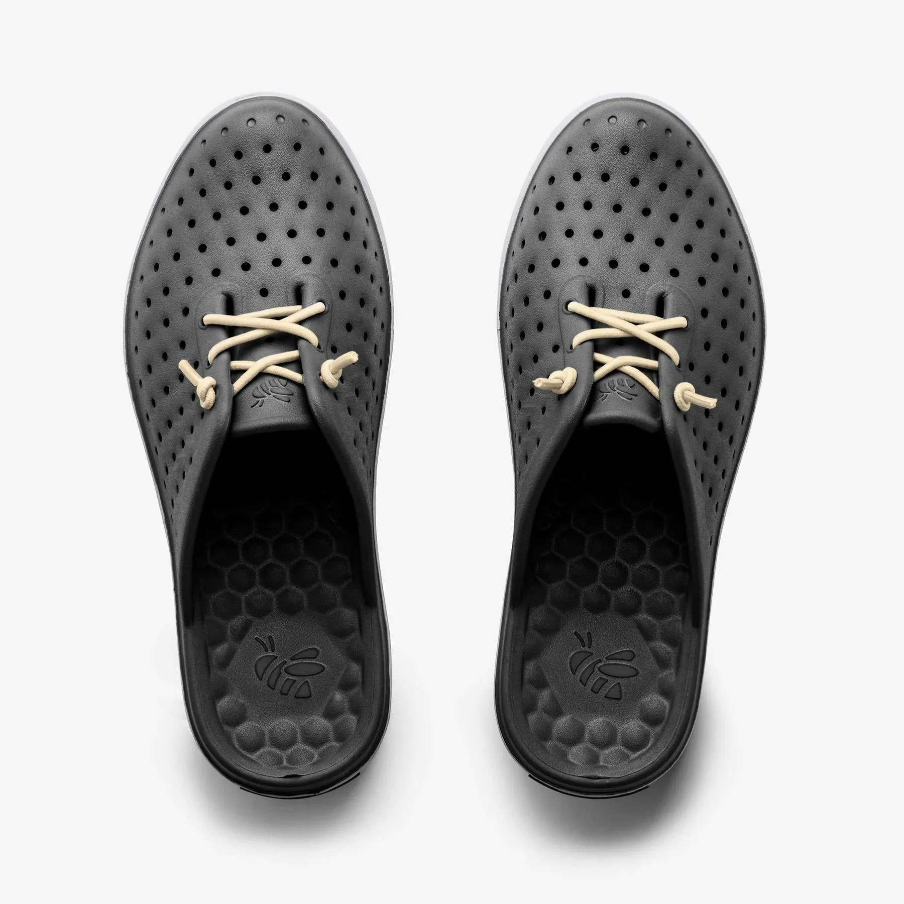 Joybees Womens Weekend Mule Black White