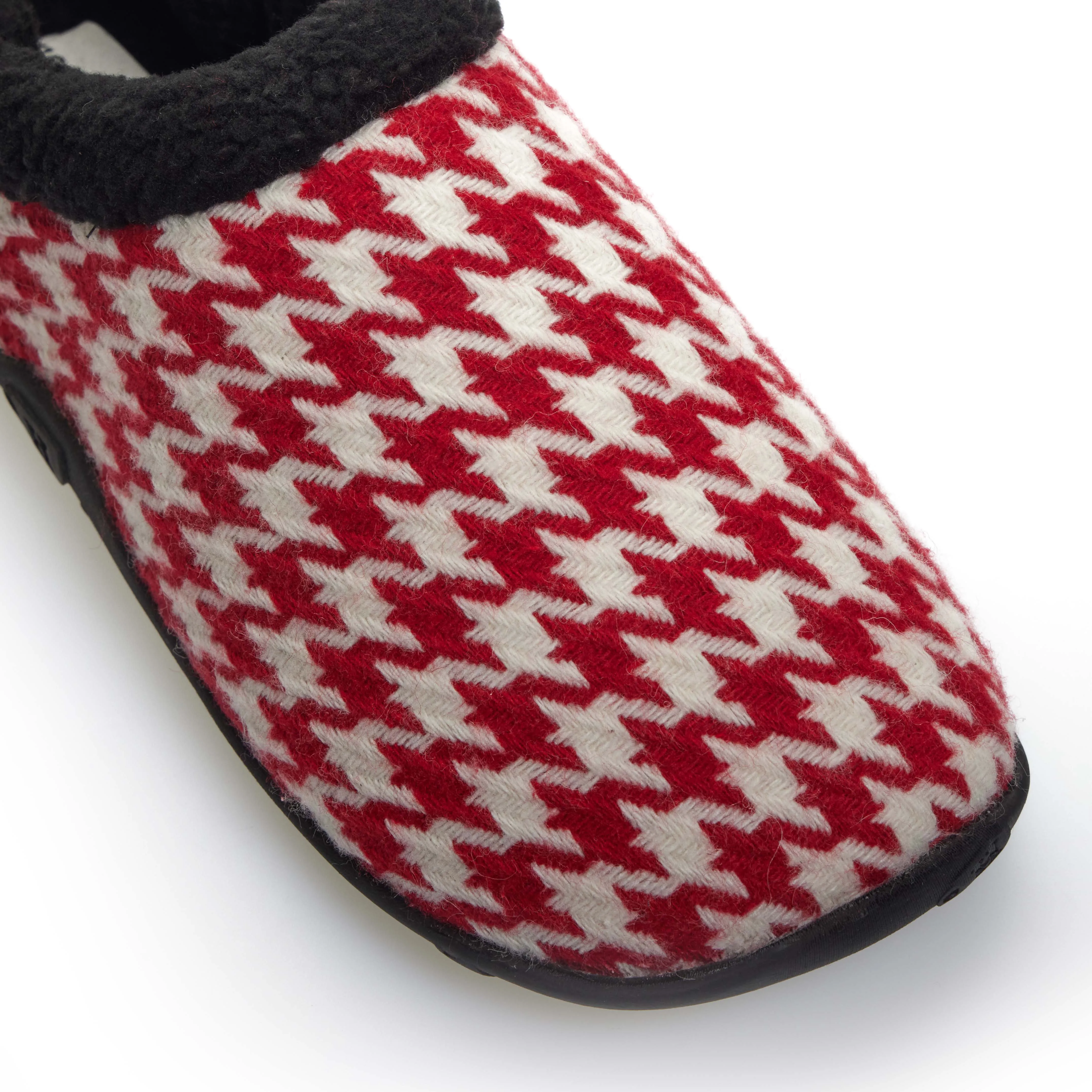 Turbo - Red & White Dogtooth Men's Slippers